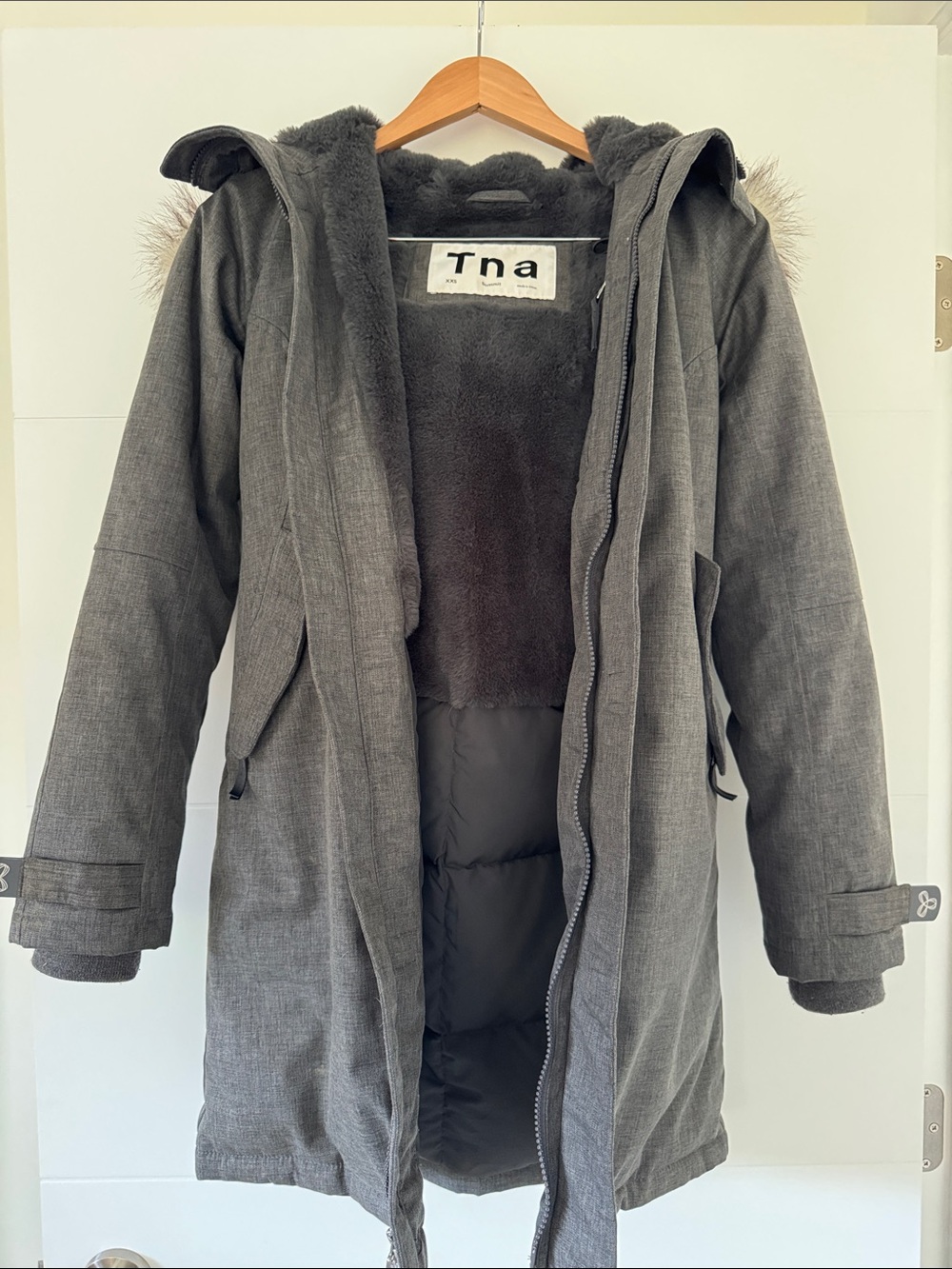 Tna Summit Fur Trim Parka - Hooded Puffer Gray XXS